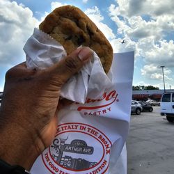 Artuso Pastry Shop - Love the chocolate chip cookies