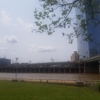 Schuylkill River Trail - Hiking Near Me