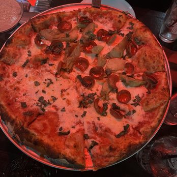 The Oakley Kitchen + Cocktails - Traditional pizza - Gastropubs Near Me - Nutley, New Jersey The Oakley Kitchen + Cocktails - Traditional pizza - Gastropubs Near Me - Nutley, New Jersey