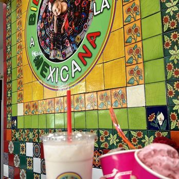 La Mexicana - Horchata and a scoop strawberry and Oreo ice cream - Ice Cream & Frozen Yogurt Near Me - Covina, California La Mexicana - Horchata and a scoop strawberry and Oreo ice cream - Ice Cream & Frozen Yogurt Near Me - Covina, California