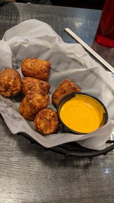 The Establishment by null