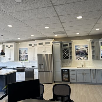Elite Studio - Showroom - Cabinetry Near Me - Chicago, Illinois Elite Studio - Showroom - Cabinetry Near Me - Chicago, Illinois