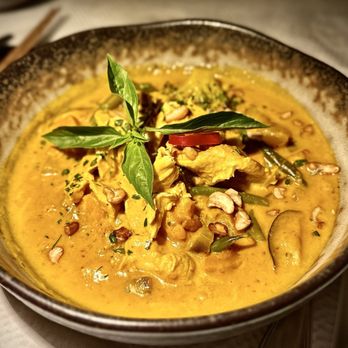 Le Colonial - Delray Beach - Chicken Curry - Vietnamese Near Me - Delray Beach, Florida Le Colonial - Delray Beach - Chicken Curry - Vietnamese Near Me - Delray Beach, Florida