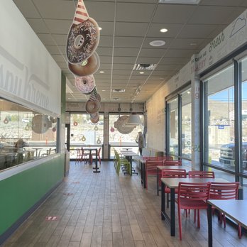 Krispy Kreme - Entrance - Donuts Near Me - Sparks, Nevada