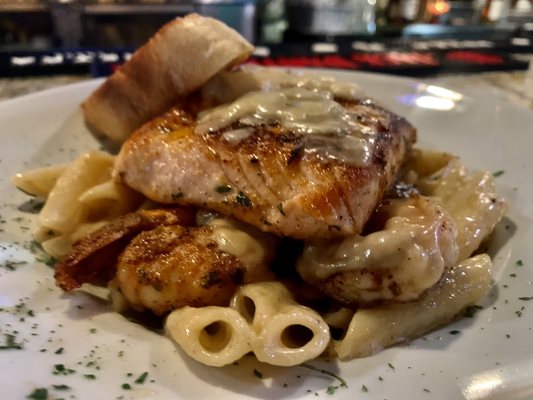 The Catch Seafood and Oyster Bar by null