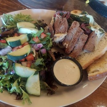 Stumblina’s Cantina - American Near Me - Cave Creek, Arizona