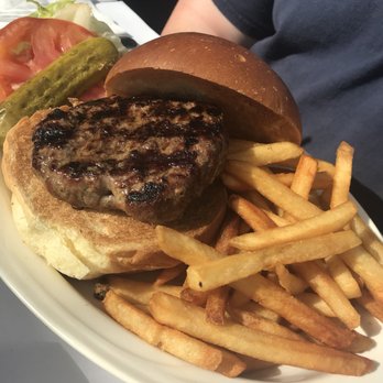 Maggie Mays - Burger - American Near Me - Bayside, New York
