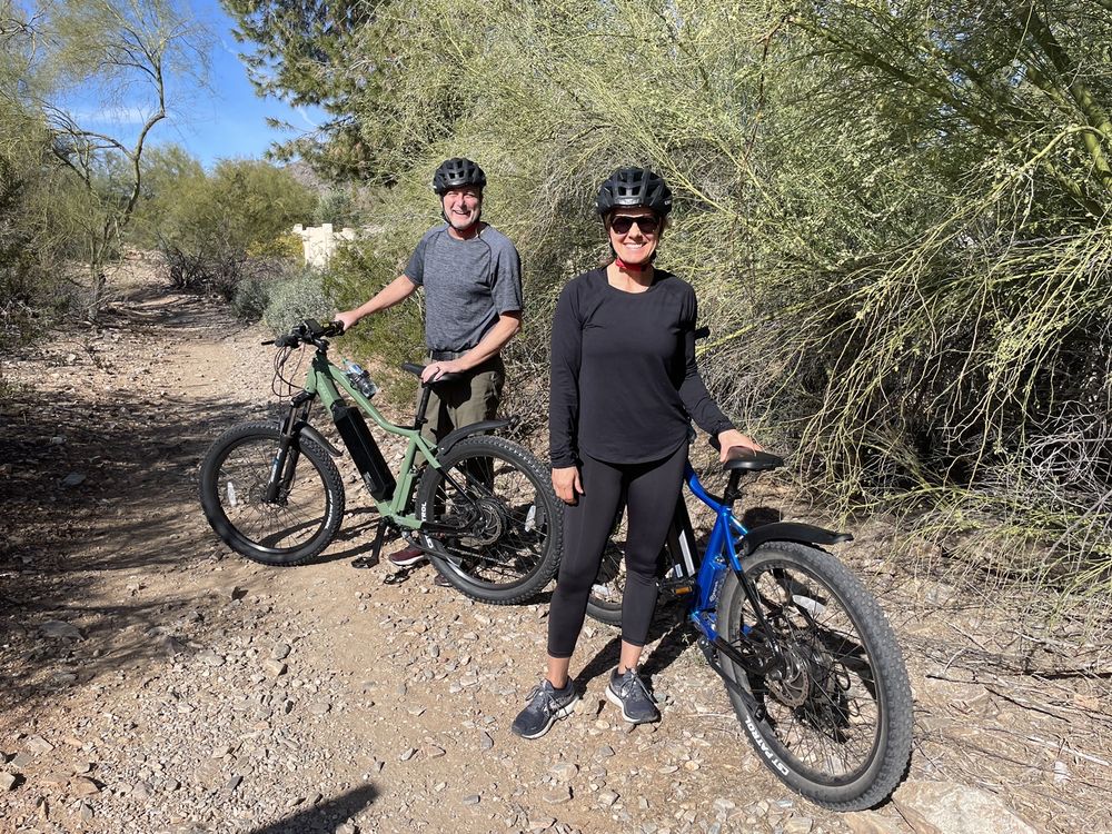 Magnum Electric Bikes Logo