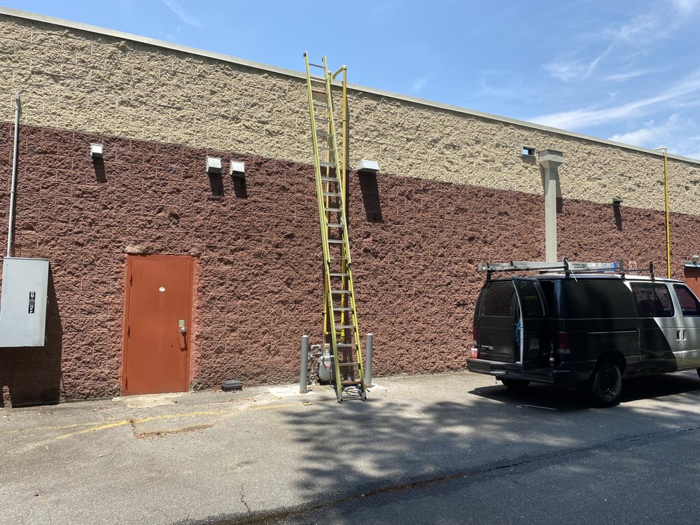 Slide of Smitty’s Hvac/r & Plumbing Services