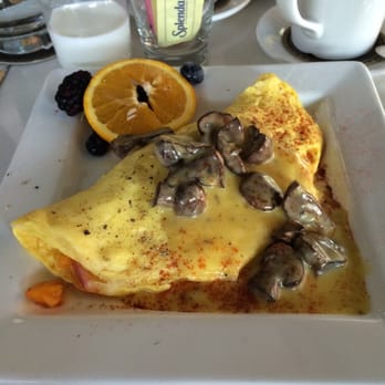 Small Batch - Omelet - Vegetarian Near Me - St Louis, Missouri