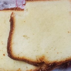 Jozettie's Cupcakes - Undercooked pound cake