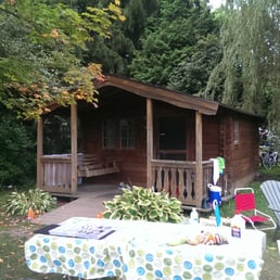 Log cabin