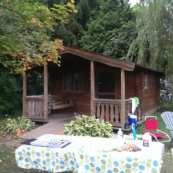 Cooperstown Shadow Brook Campground - Log cabin - Campgrounds Near Me - Cooperstown, New York