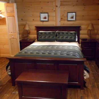 Selenia Lodge - Vacation Rental Agents Near Me - Amherst, Quebec