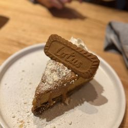 Fielding's Wood Grill - Pumpkin Biscoff crust cheesecake