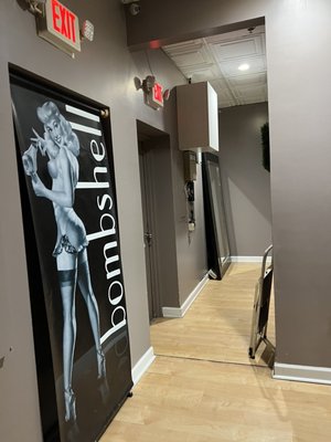 BOMBSHELL SALON - Updated February 2026 - 77 Photos & 116 Reviews - 10030 Baltimore National