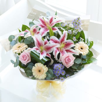 Needhams Florists - Florists Near Me - London, XGL Needhams Florists - Florists Near Me - London, XGL