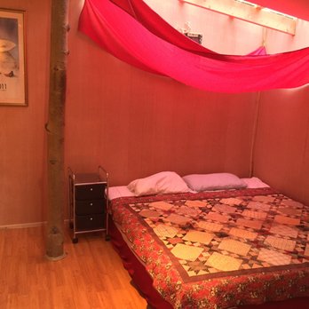 Sven's Basecamp Hostel - Hostels Near Me - Fairbanks, Alaska Sven's Basecamp Hostel - Hostels Near Me - Fairbanks, Alaska