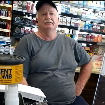 Valero - Racist cashier - Gas Stations Near Me - Cupertino, California