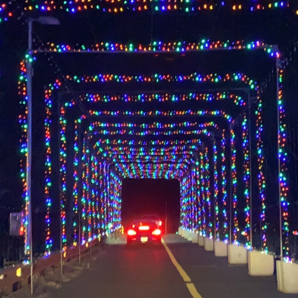 Magic of Lights - New Jersey - I think this is the only thing that made me smile... - Festivals Near Me - Holmdel, New Jersey Magic of Lights - New Jersey - I think this is the only thing that made me smile... - Festivals Near Me - Holmdel, New Jersey