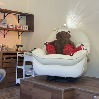 Hana-u Beauty - Nail Technicians Near Me