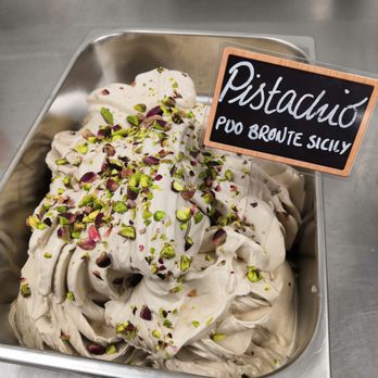 Artisan Gelato - Bronte's pistachio flavour - Ice Cream & Frozen Yogurt Near Me - Edinburgh, EDH