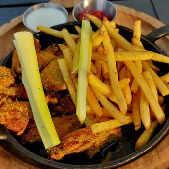 La Condesa Eatery - Chicken wings - Salad Near Me - Reno, Nevada La Condesa Eatery - Chicken wings - Salad Near Me - Reno, Nevada