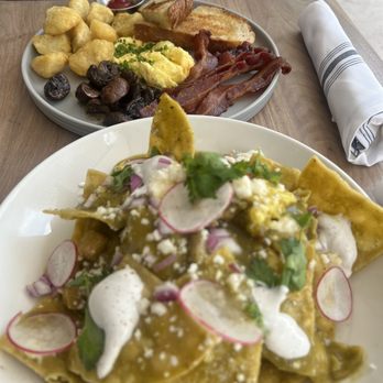 The Salted Pig - Brunch plate and chilaquiles - Gastropubs Near Me - Riverside, California The Salted Pig - Brunch plate and chilaquiles - Gastropubs Near Me - Riverside, California