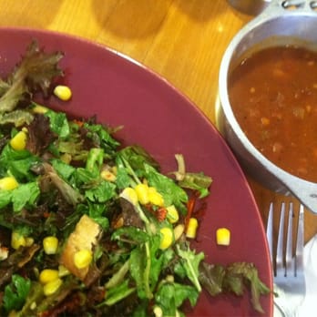 Choice Greens - Custom salad crafted from choice of lettuces, spinach, or kale and dozens of topping options. Vegan chili, too! - Vegetarian Near Me - Tucson, Arizona Choice Greens - Custom salad crafted from choice of lettuces, spinach, or kale and dozens of topping options. Vegan chili, too! - Vegetarian Near Me - Tucson, Arizona