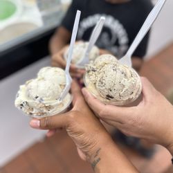 Magill's World of Ice Cream - Cookie Dough, Salted Caramel Oreo and Salted Caramel Cheesecake, Cookies n Cream