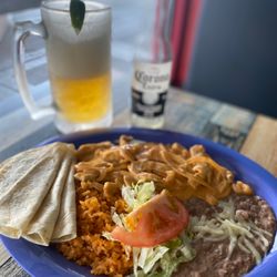 El Tesoro's Tortas and Tacos - Pollo a la Crema