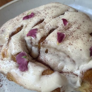 Luminosa - Sourdough cinnamon roll - Italian Near Me - Asheville, North Carolina