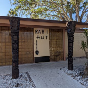 Bahi Hut - Outside - Lounges Near Me - Sarasota, Florida