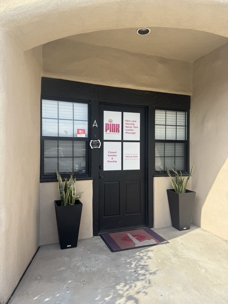 Pink Tanning & Body Spa Logo