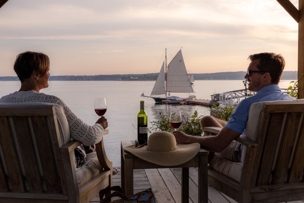 Spruce Point Inn Resort & Spa by null