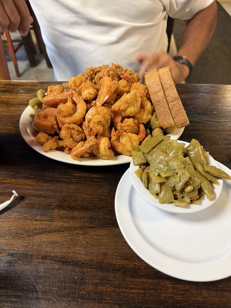 B & J's Steaks & Seafood Logo