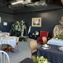 Miss Minerva's Tea Room - I love their space