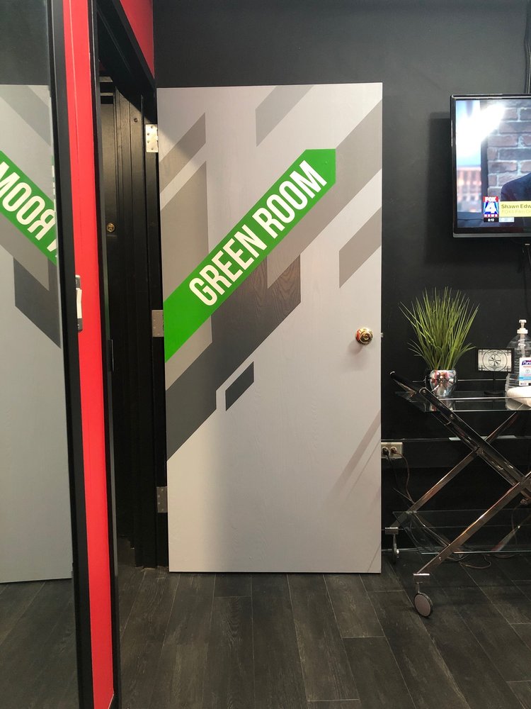 FOX4 NEWS KANSAS CITY Updated August 2024 3030 Summit St, Kansas