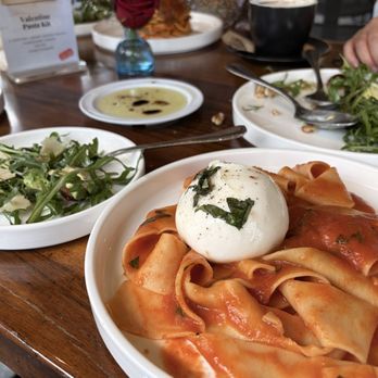 Pasta Sisters - tomato & basil pasta with burrata , arugula salad - Italian Near Me - Culver City, California Pasta Sisters - tomato & basil pasta with burrata , arugula salad - Italian Near Me - Culver City, California