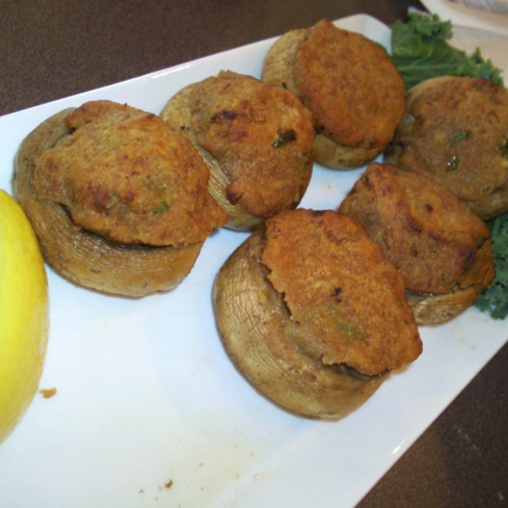 Spumoni's - Stuffed mushrooms with ritz cracker - Italian Near Me - Pawtucket, Rhode Island Spumoni's - Stuffed mushrooms with ritz cracker - Italian Near Me - Pawtucket, Rhode Island