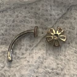 Screw in piece broken off