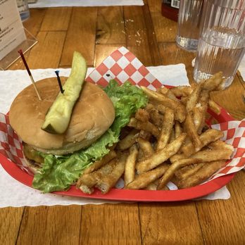 Copper Creek Inn - Cheeseburger - American Near Me - Ashford, Washington Copper Creek Inn - Cheeseburger - American Near Me - Ashford, Washington