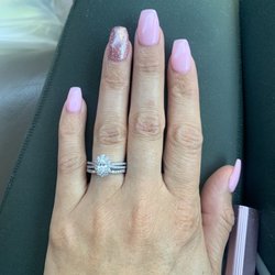 Bellacure Nails - Acrylics