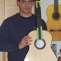Lubos Naprstek Luthier - Replica Hauser 1937