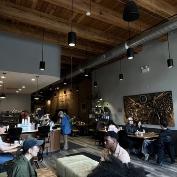 Overflow Coffee - Seating - Coffee & Tea Near Me - Chicago, Illinois