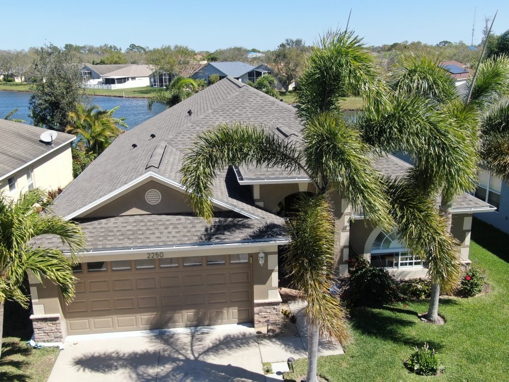 Slide of Harbor Roofing