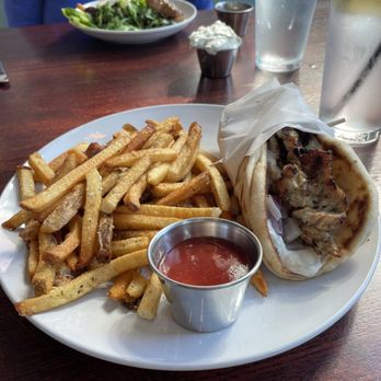 Ji-Roz - Grilled chicken gyro sandwich with crispy fries - Greek Near Me - Greenville, South Carolina Ji-Roz - Grilled chicken gyro sandwich with crispy fries - Greek Near Me - Greenville, South Carolina