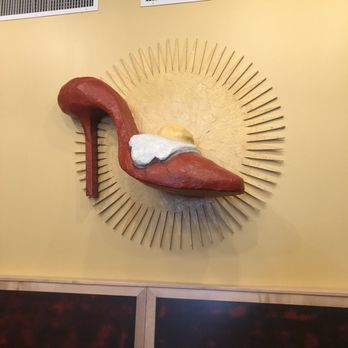 Ruby Slipper Decatur - Inside restaurant - Breakfast & Brunch Near Me - New Orleans, Louisiana Ruby Slipper Decatur - Inside restaurant - Breakfast & Brunch Near Me - New Orleans, Louisiana