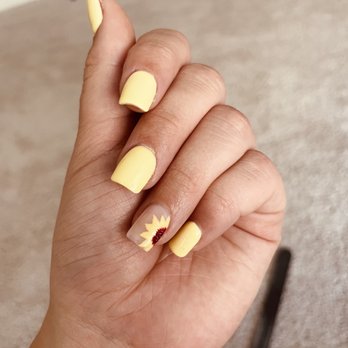 Cloud Nail Spa  - Sunflower nails - Nail Salons Near Me - San Diego, California