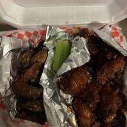 The Right Spot - Sweet Chili, Garlic Parm wings